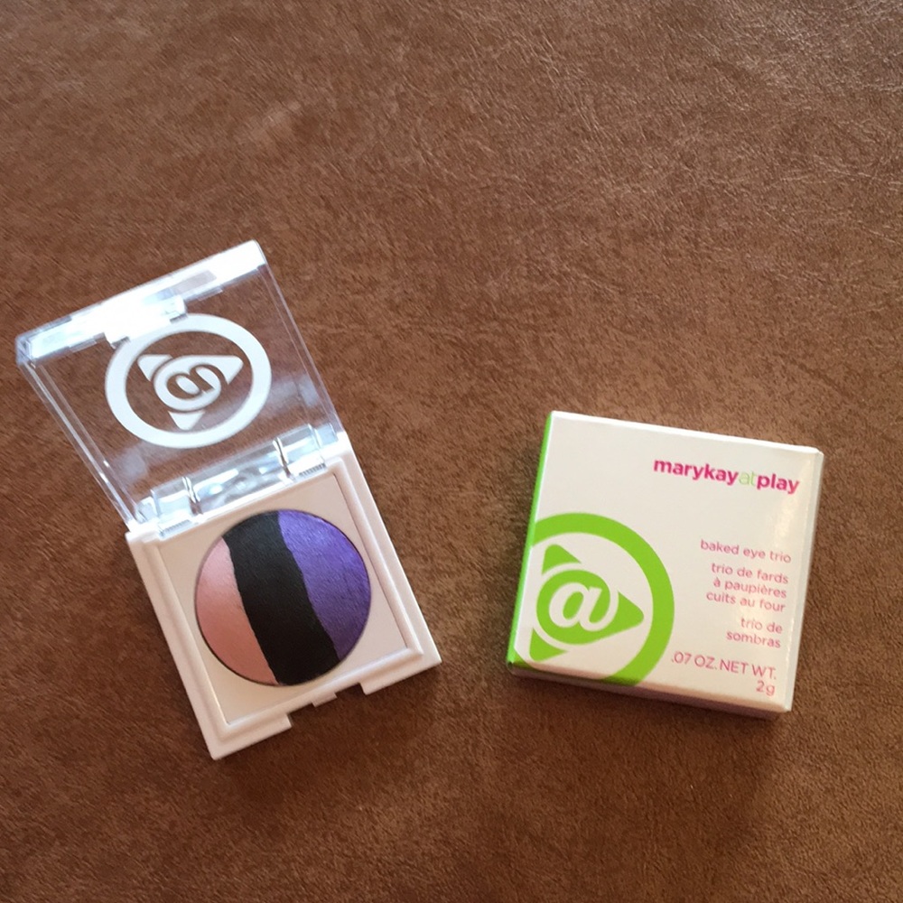 New Mary Kay Eyeshadow at Play Baked Eye Trio